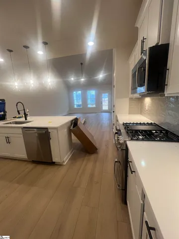 $299,990 | 412 Crestcreek Drive, Anderson, SC 29621