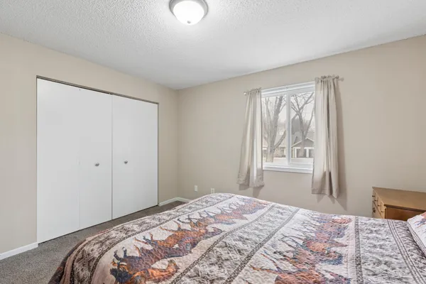 $210,000 | 3 Somerset Drive, Waconia, MN 55387