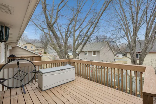 $210,000 | 3 Somerset Drive, Waconia, MN 55387