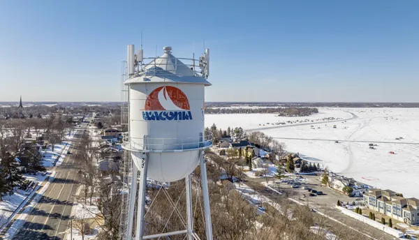 $210,000 | 3 Somerset Drive, Waconia, MN 55387