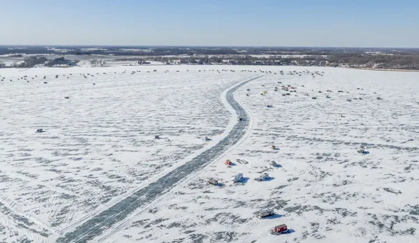 $210,000 | 3 Somerset Drive, Waconia, MN 55387