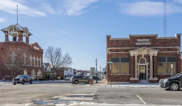 $210,000 | 3 Somerset Drive, Waconia, MN 55387