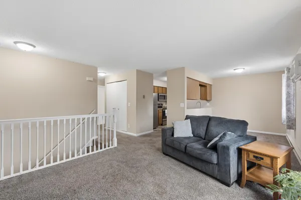 $210,000 | 3 Somerset Drive, Waconia, MN 55387