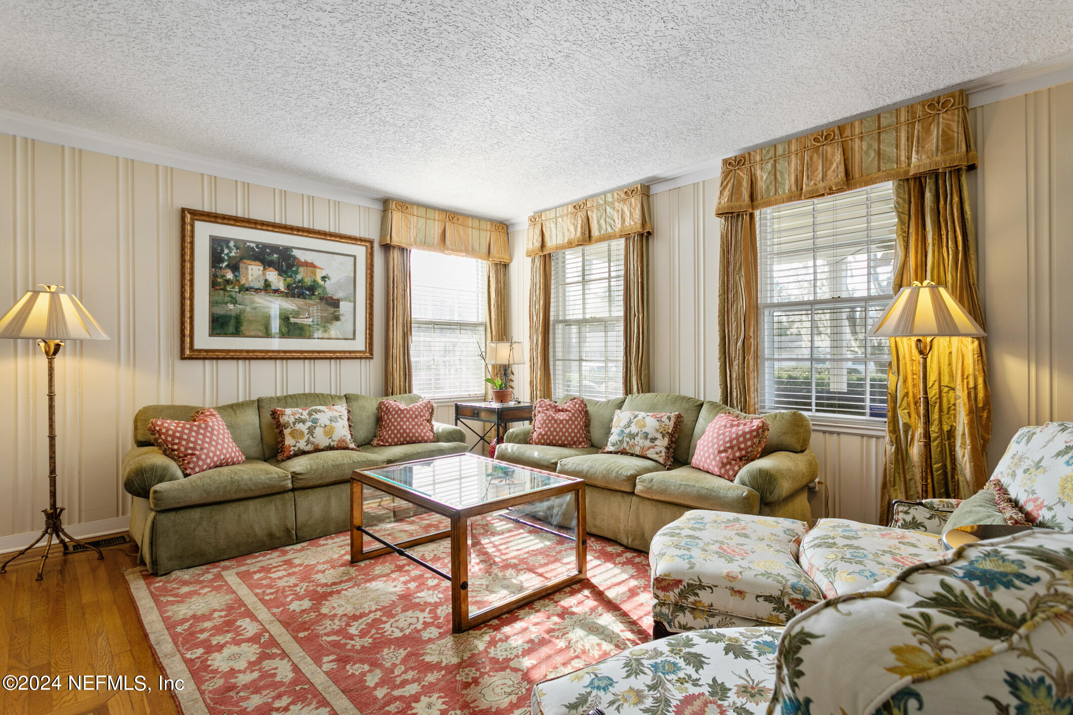 1111 Greenridge Road Jacksonville, FL 32207 - Photo 9 of 73 a living room with furniture and a large window
