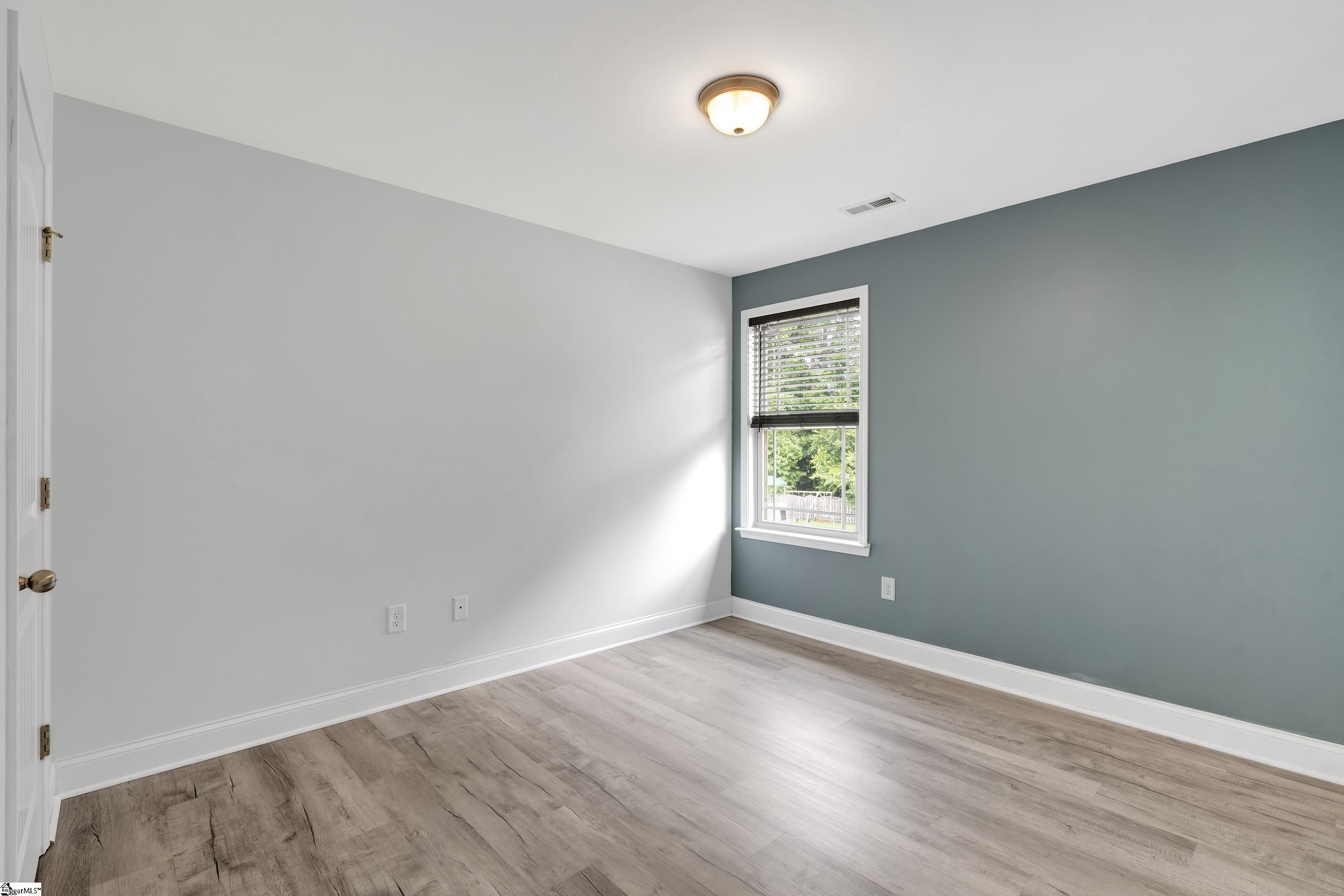 1886 Lake Cunningham Road Greer, SC 29651 - Photo 20 of 32 Gallery Image 20