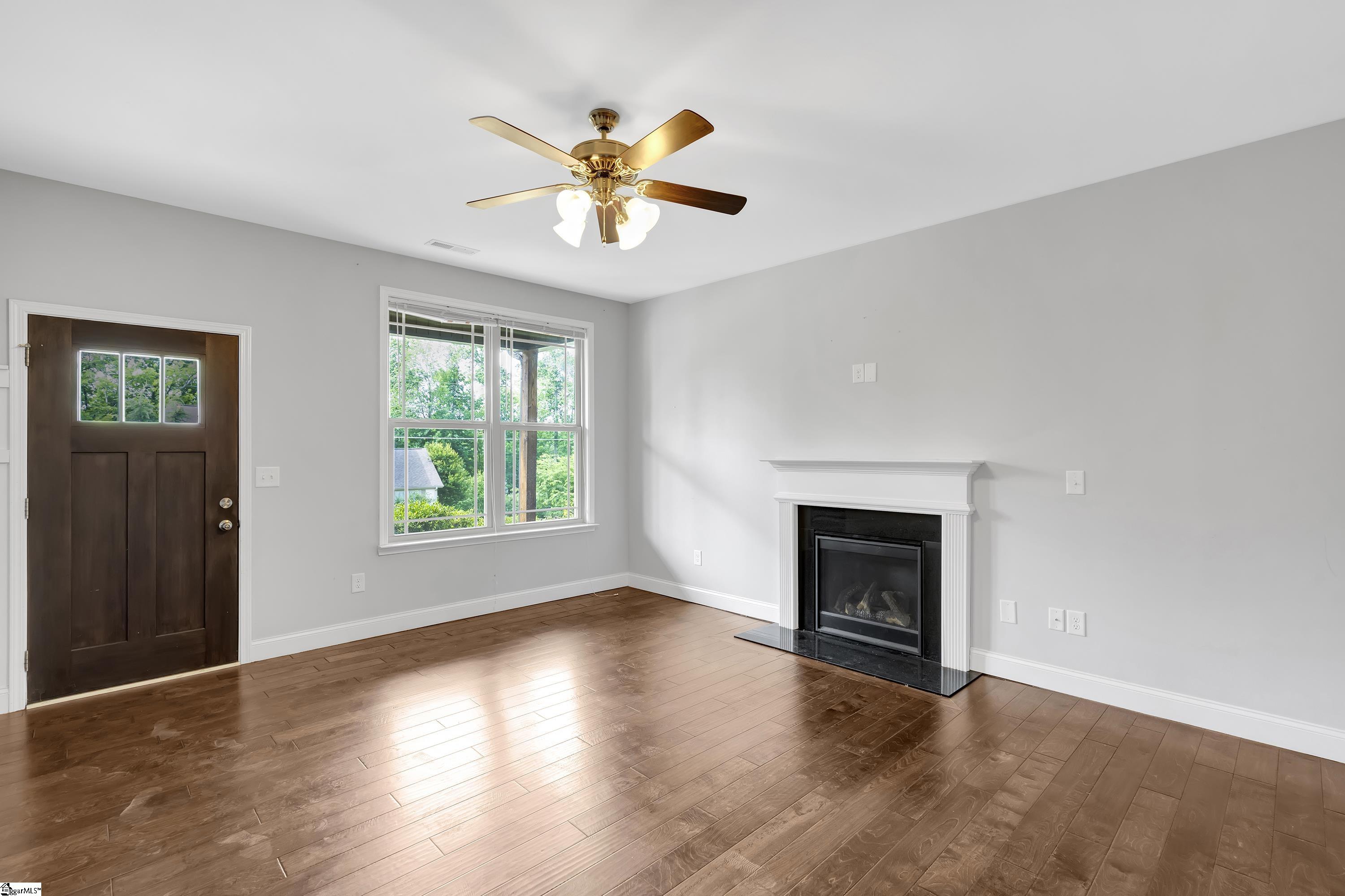 1886 Lake Cunningham Road Greer, SC 29651 - Photo 10 of 32 Gallery Image 10
