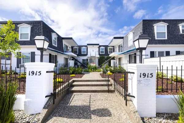 $599,000 | 1915 Mt Vernon Court, Unit 15, Mountain View, CA 94040