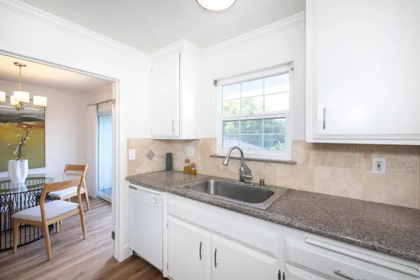 $599,000 | 1915 Mt Vernon Court, Unit 15, Mountain View, CA 94040