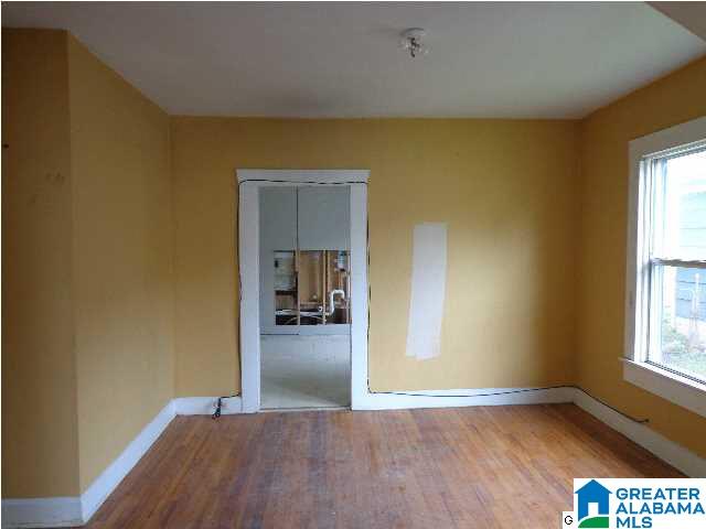1144 14th Place Southwest Birmingham, AL 35211 - Photo 5 of 10