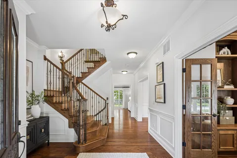 $1,725,000 | 639 North Wright Street, Naperville, IL 60563