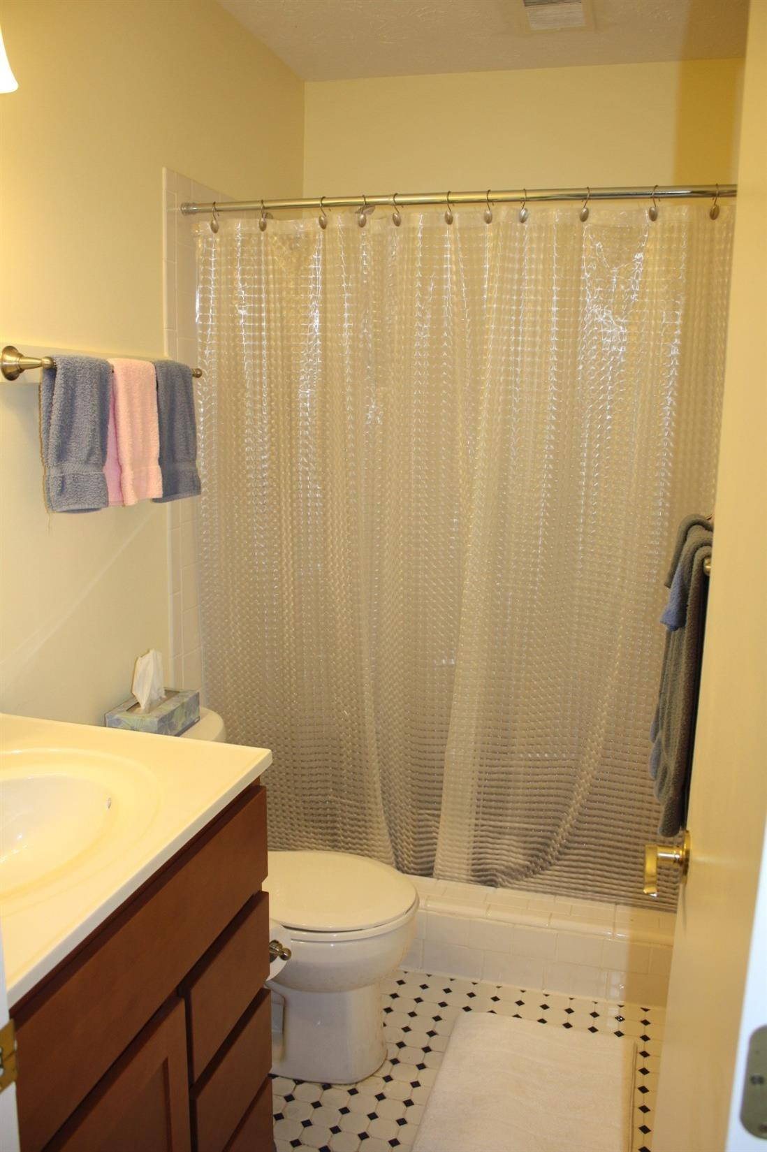 421 Redding Road, Unit 115 Lexington, KY 40517 - Photo 13 of 16 Photo 13