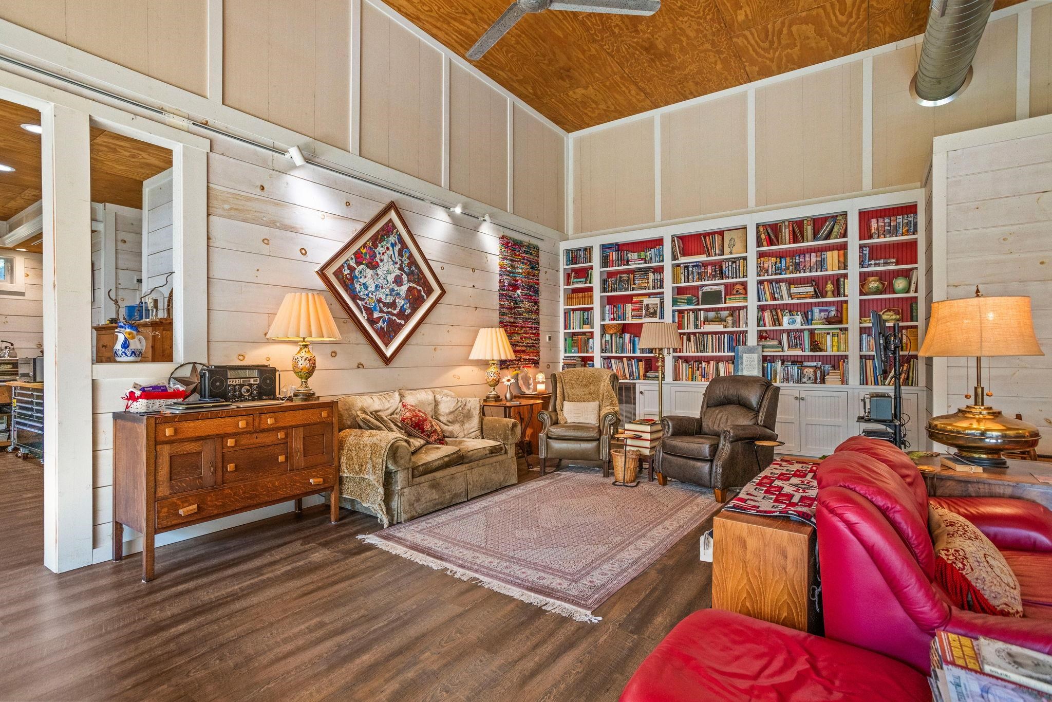 770 Dickson Road Campobello, SC 29322 - Photo 6 of 43 Gallery Image 6