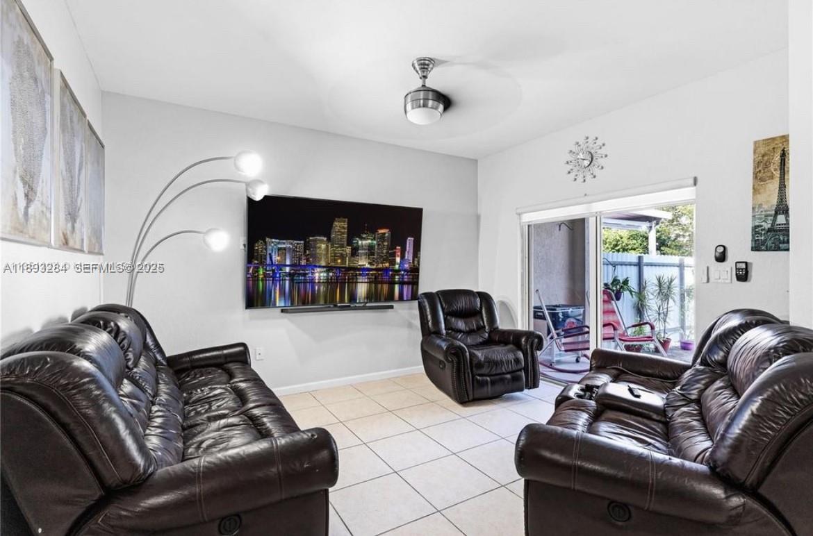 14061 Southwest 276th Street Homestead, FL 33032 - Photo 7 of 18