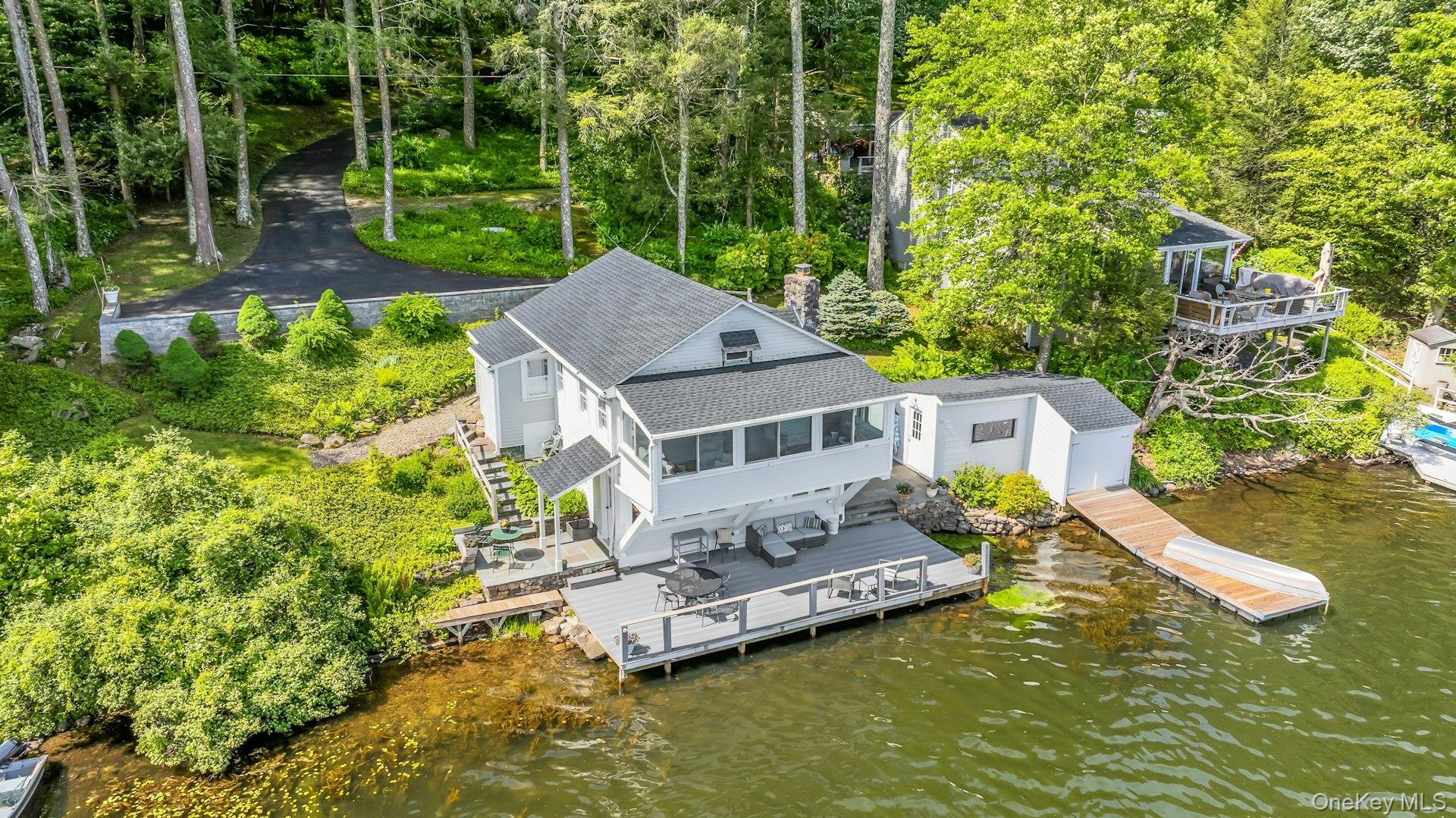 37 Knapp Road South Salem, NY 10590 - Photo 2 of 41