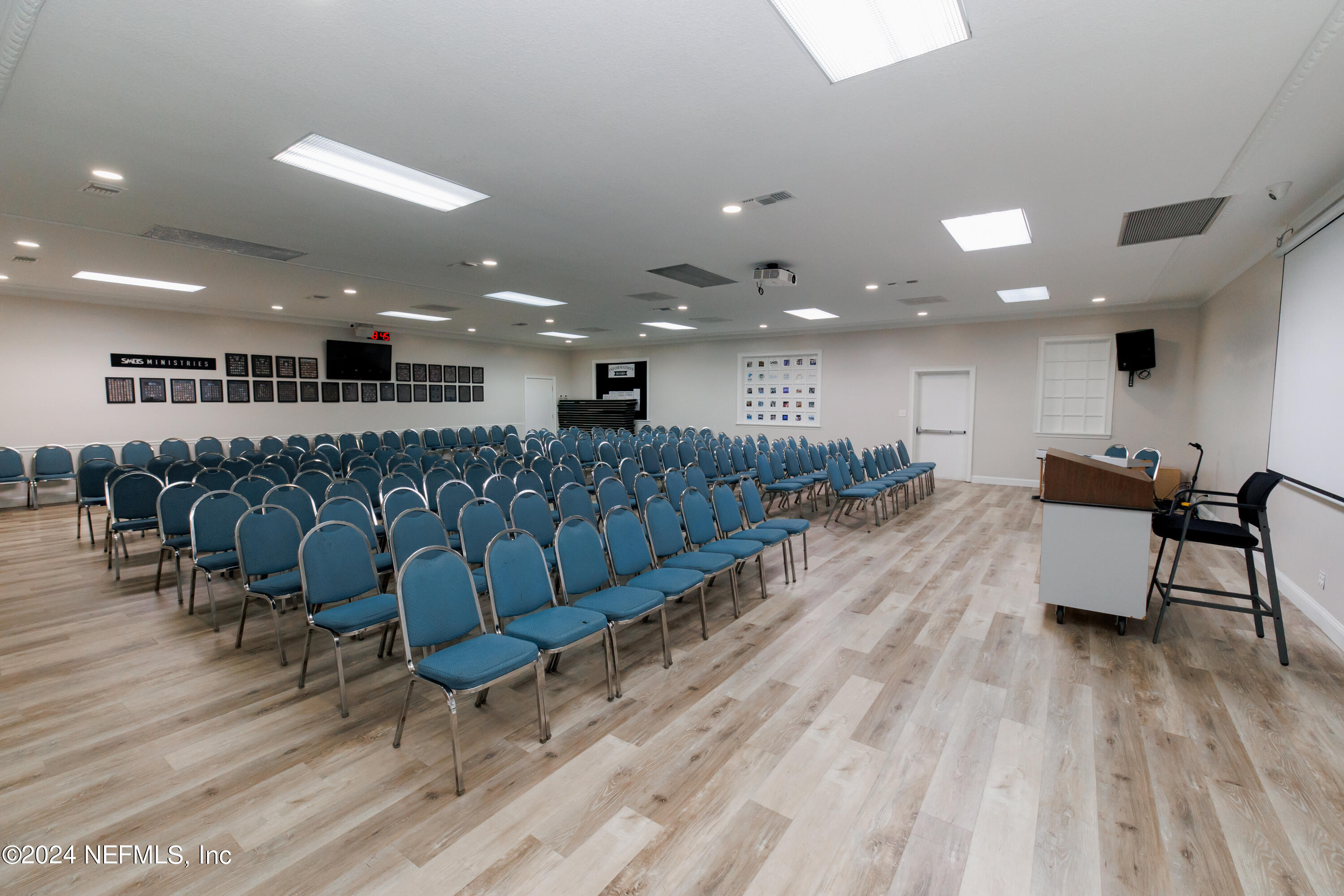 2016 Anniston Road Jacksonville, FL 32246 - Photo 29 of 40 LARGE CLASSROOM OR BANQUET HALL