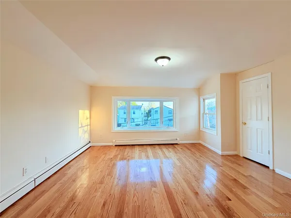 $2,800 | 239-13 86th Avenue, Unit 2 | Bellerose