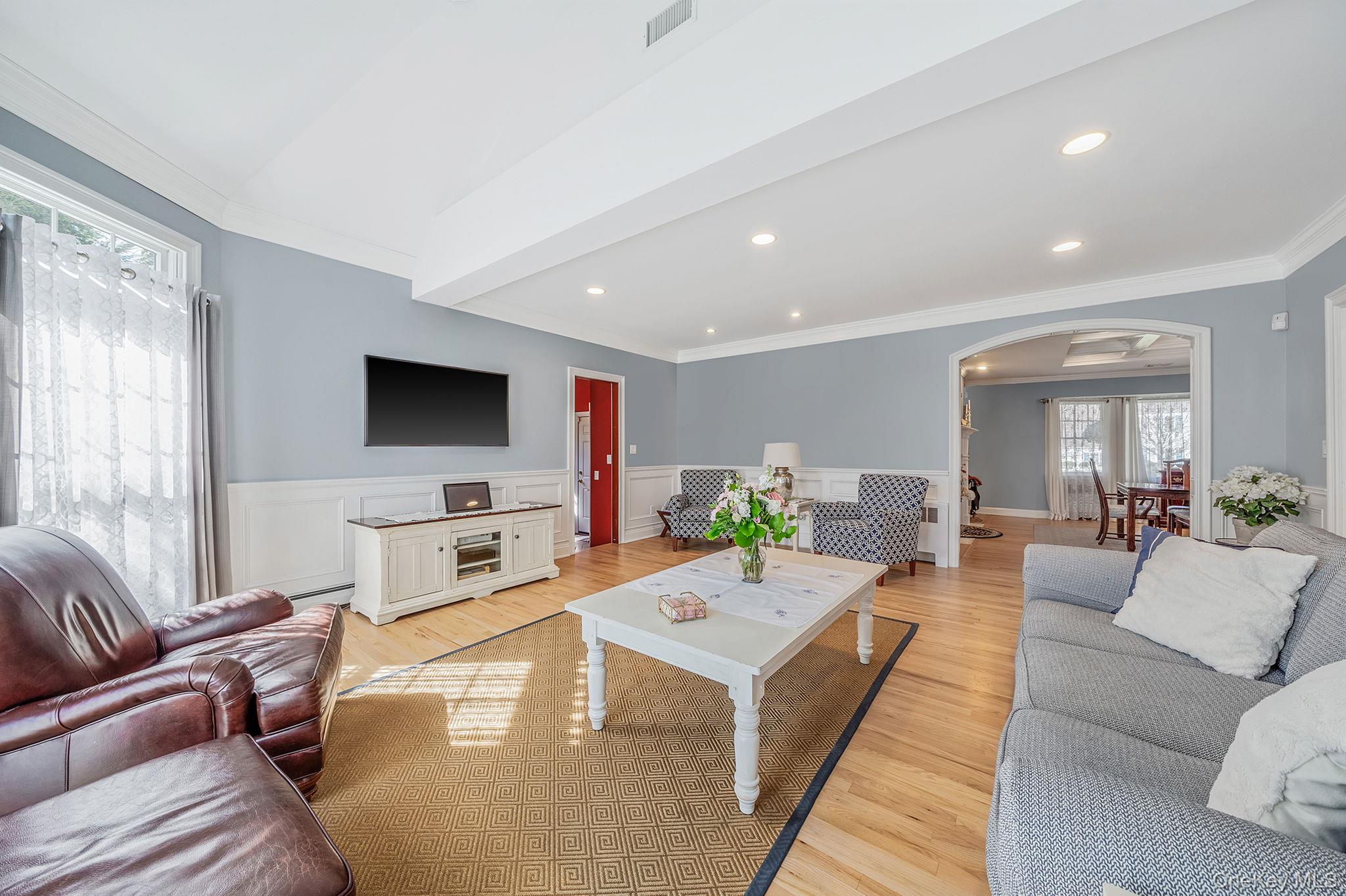 15 Maple Road Setauket, NY 11733 - Photo 20 of 47