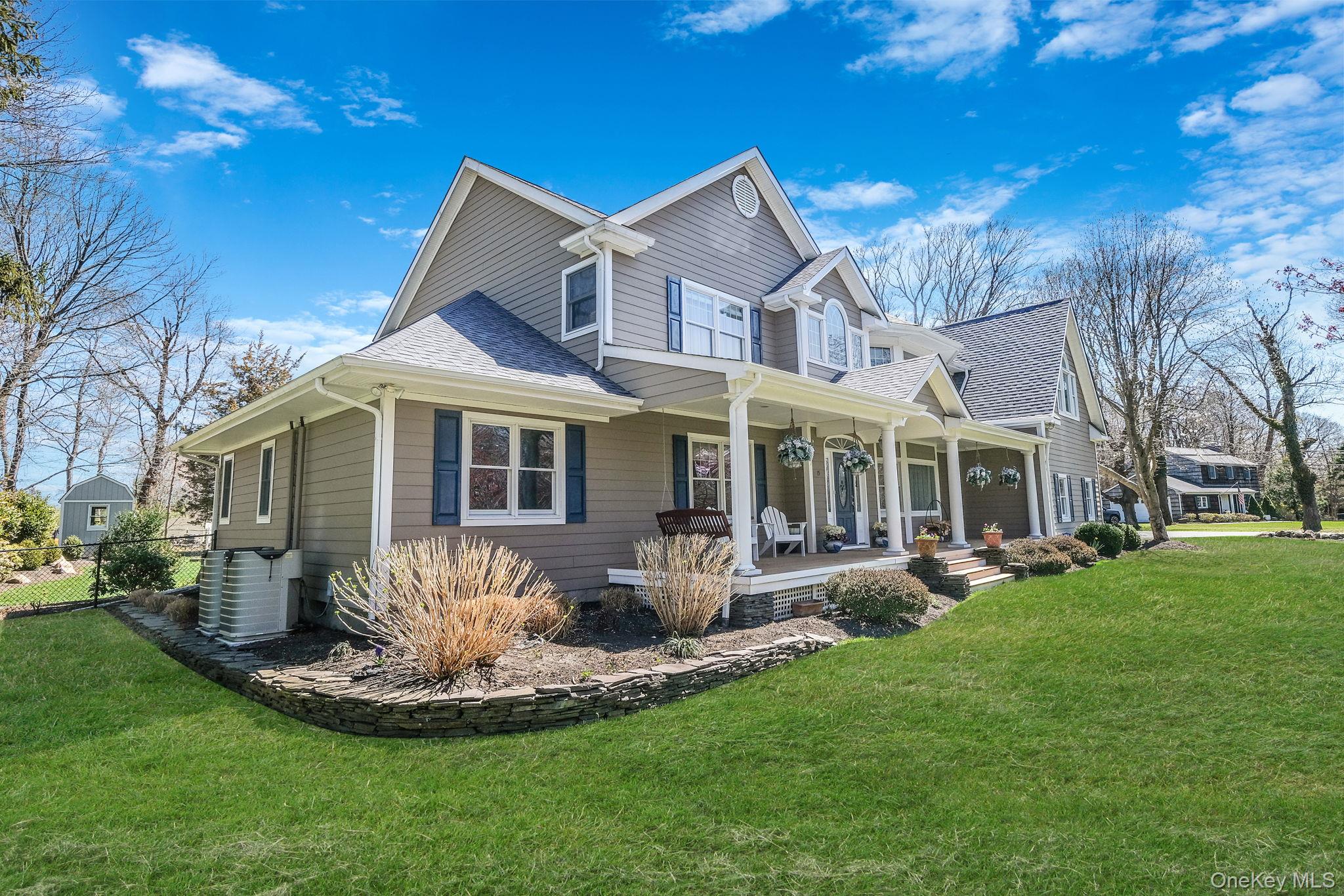 15 Maple Road Setauket, NY 11733 - Photo 2 of 47