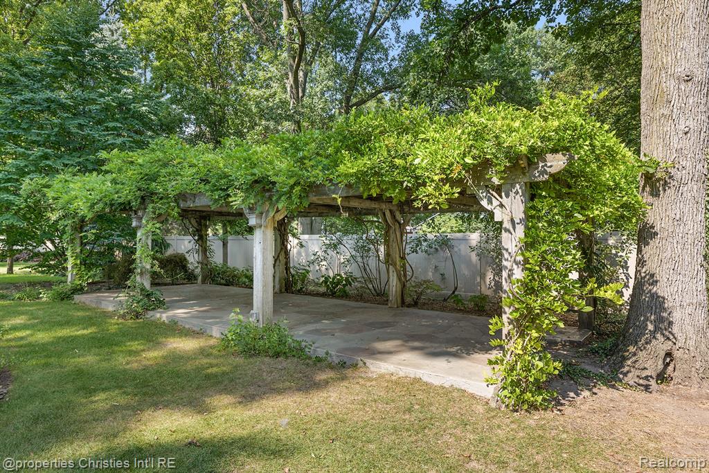 9730 Allen Road Allen Park, MI 48101 - Photo 79 of 98 Gallery Image 79