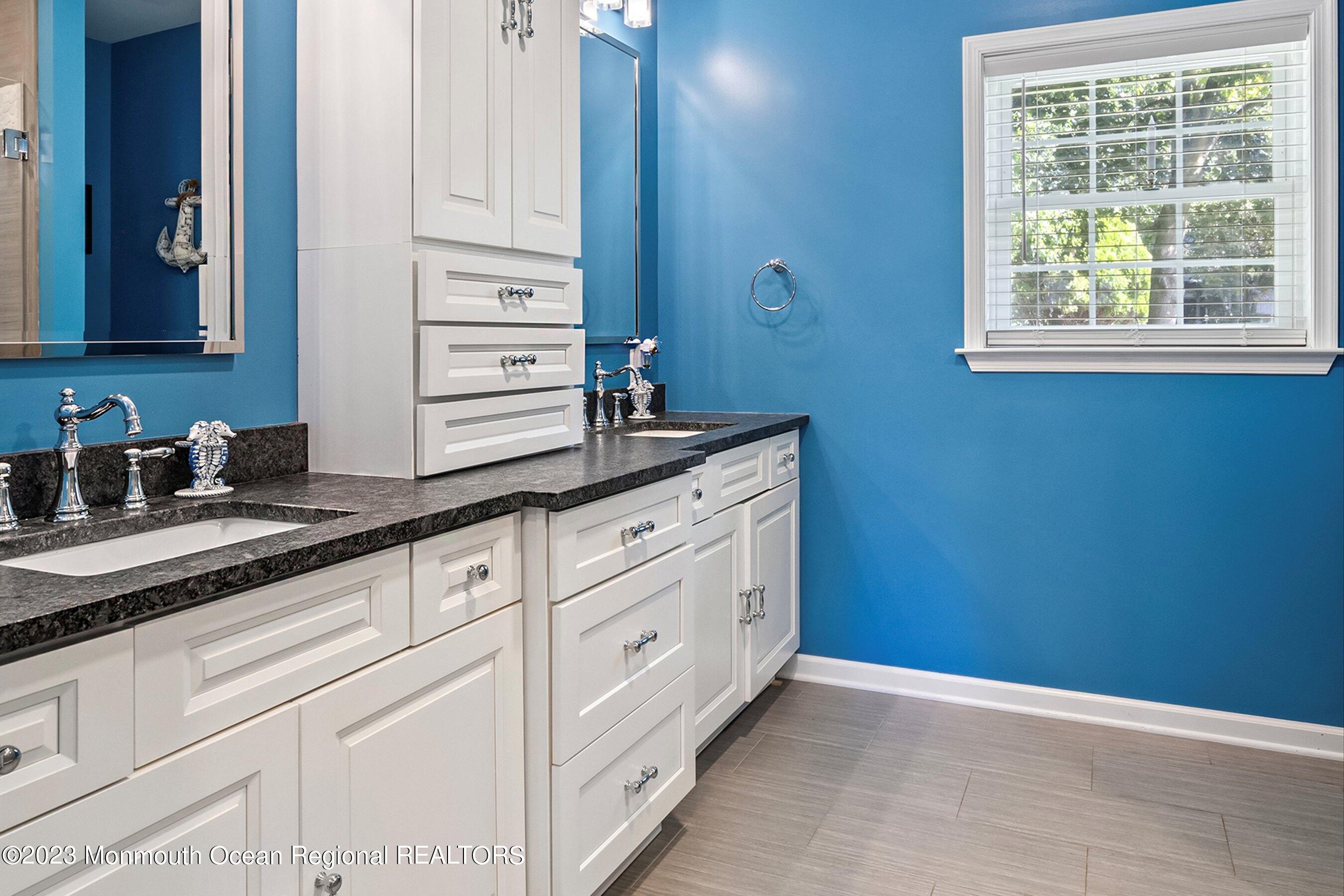 3 Adams Court Howell, NJ 07731 - Photo 12 of 36 31-Bath 2A