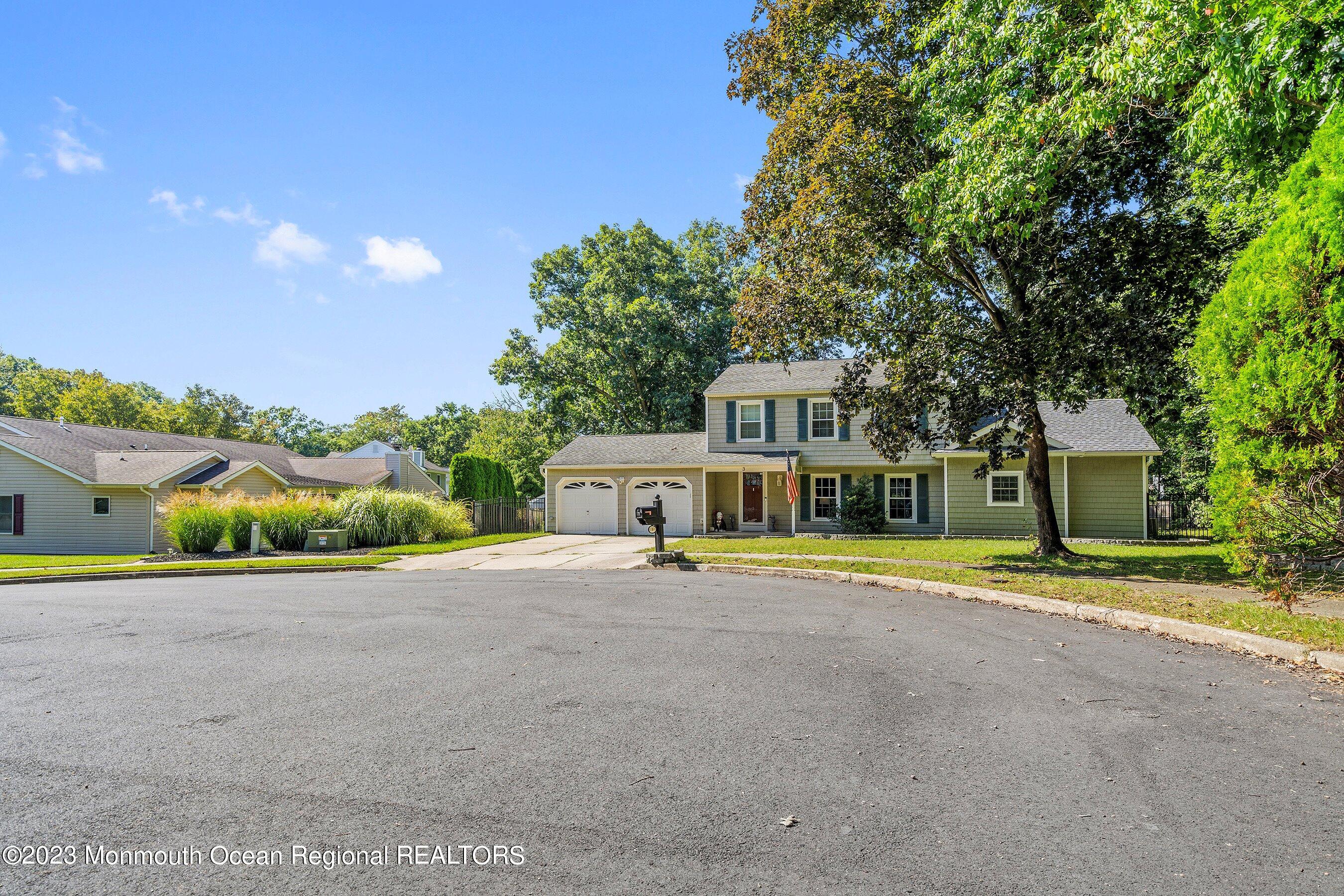 3 Adams Court Howell, NJ 07731 - Photo 2 of 36 02-Front 2