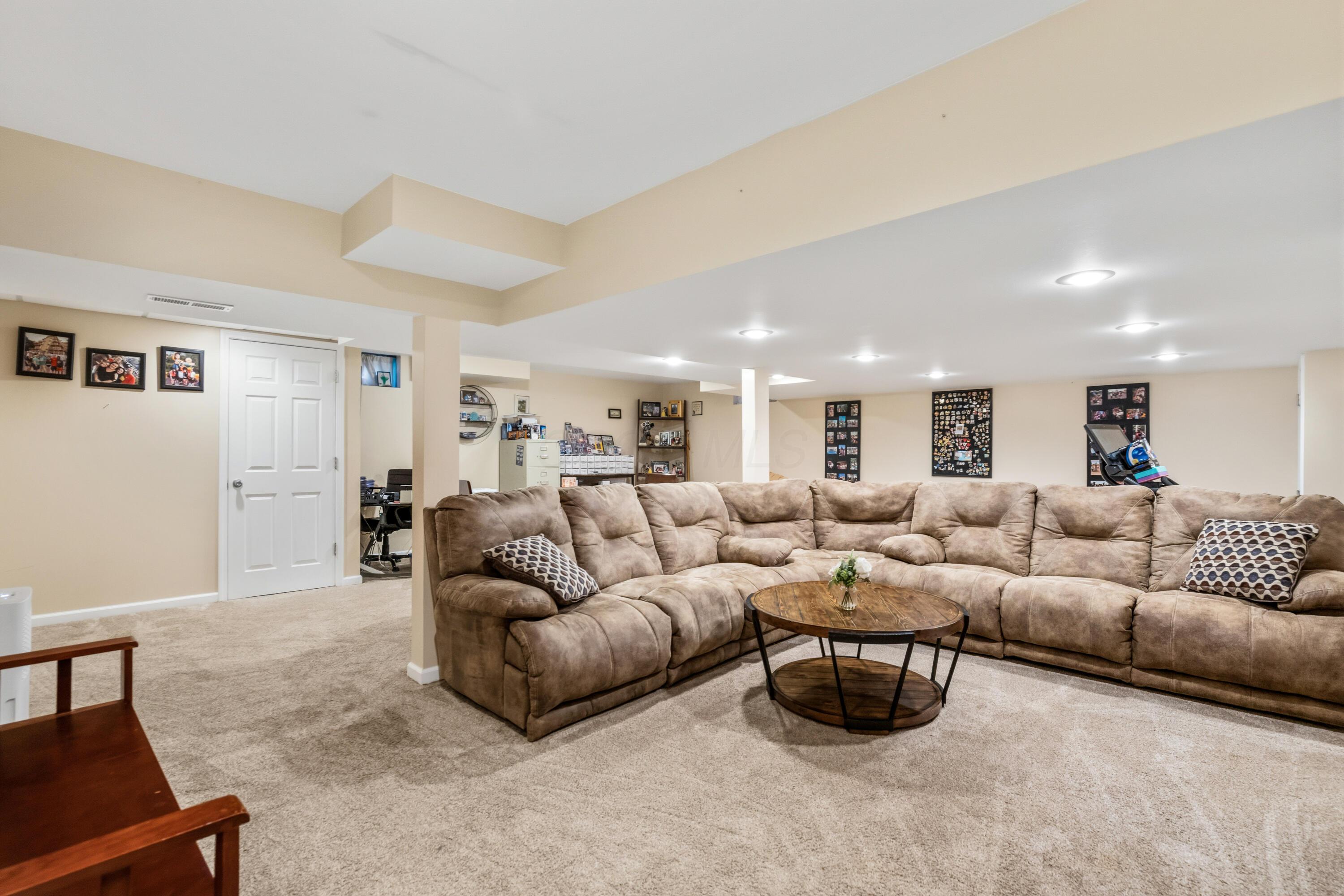 676 Amity Road Galloway, OH 43119 - Photo 17 of 45 AF1A1438