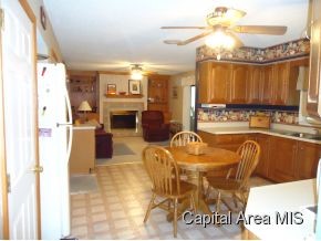 46 Axline Road Chatham, IL 62629 - Photo 10 of 24 Gallery Image 10