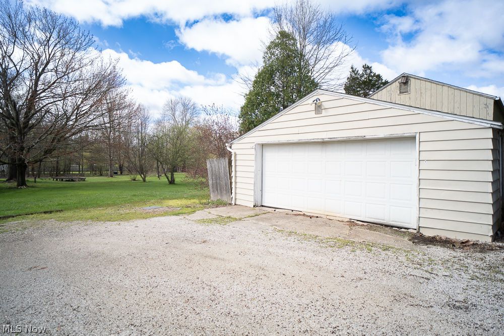 848 Schocalog Road Akron, OH 44320 - Photo 4 of 24 Gallery Image 4