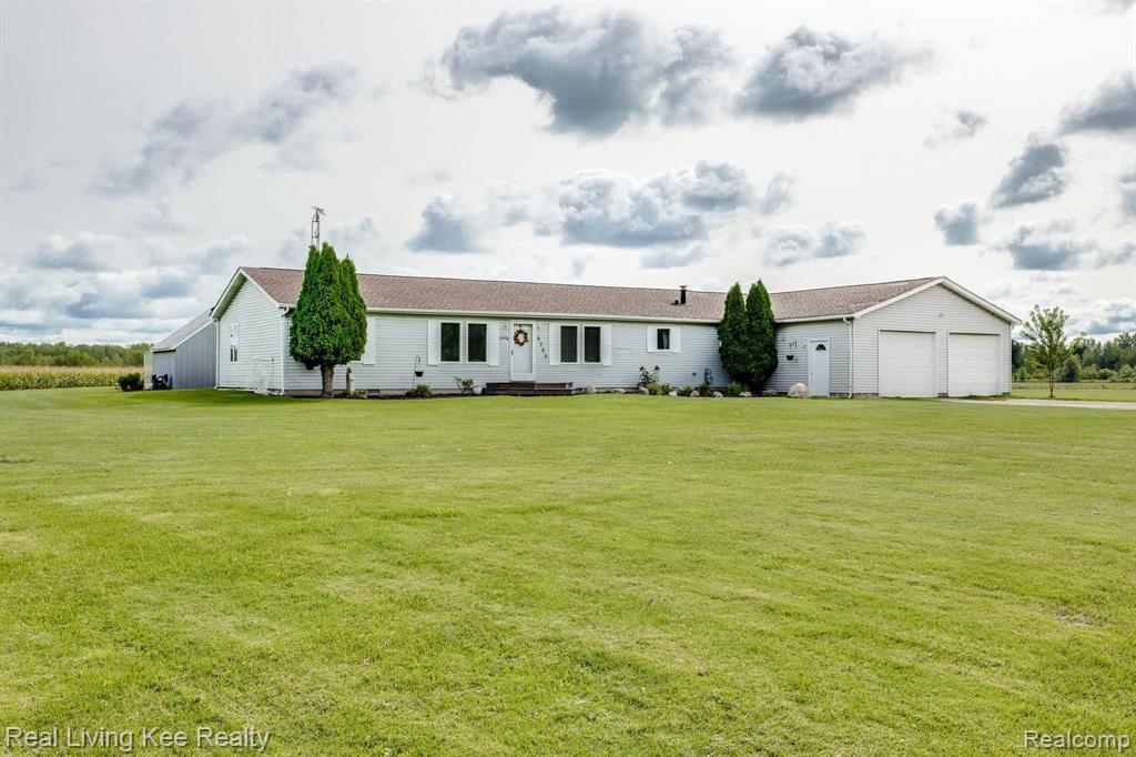 6300 State Road Fort Gratiot, MI 48059 - Photo 2 of 51