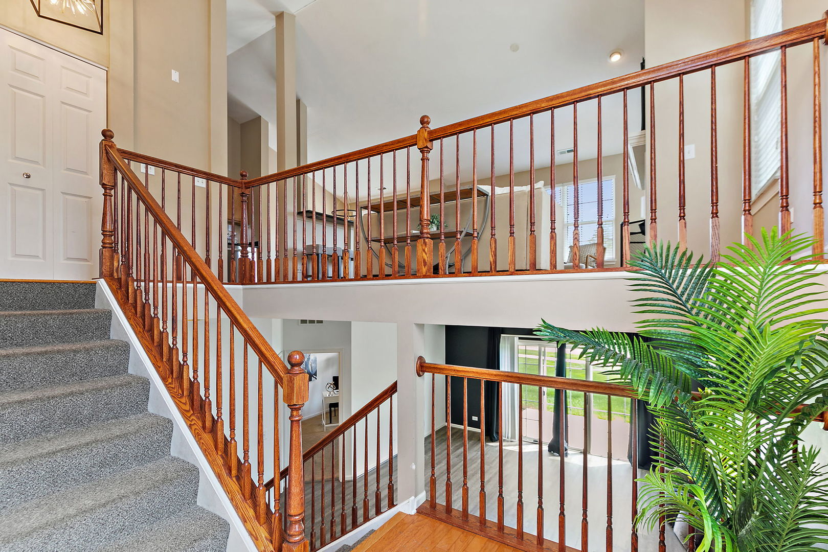 2330 Georgetown Circle Aurora, IL 60503 - Photo 2 of 30