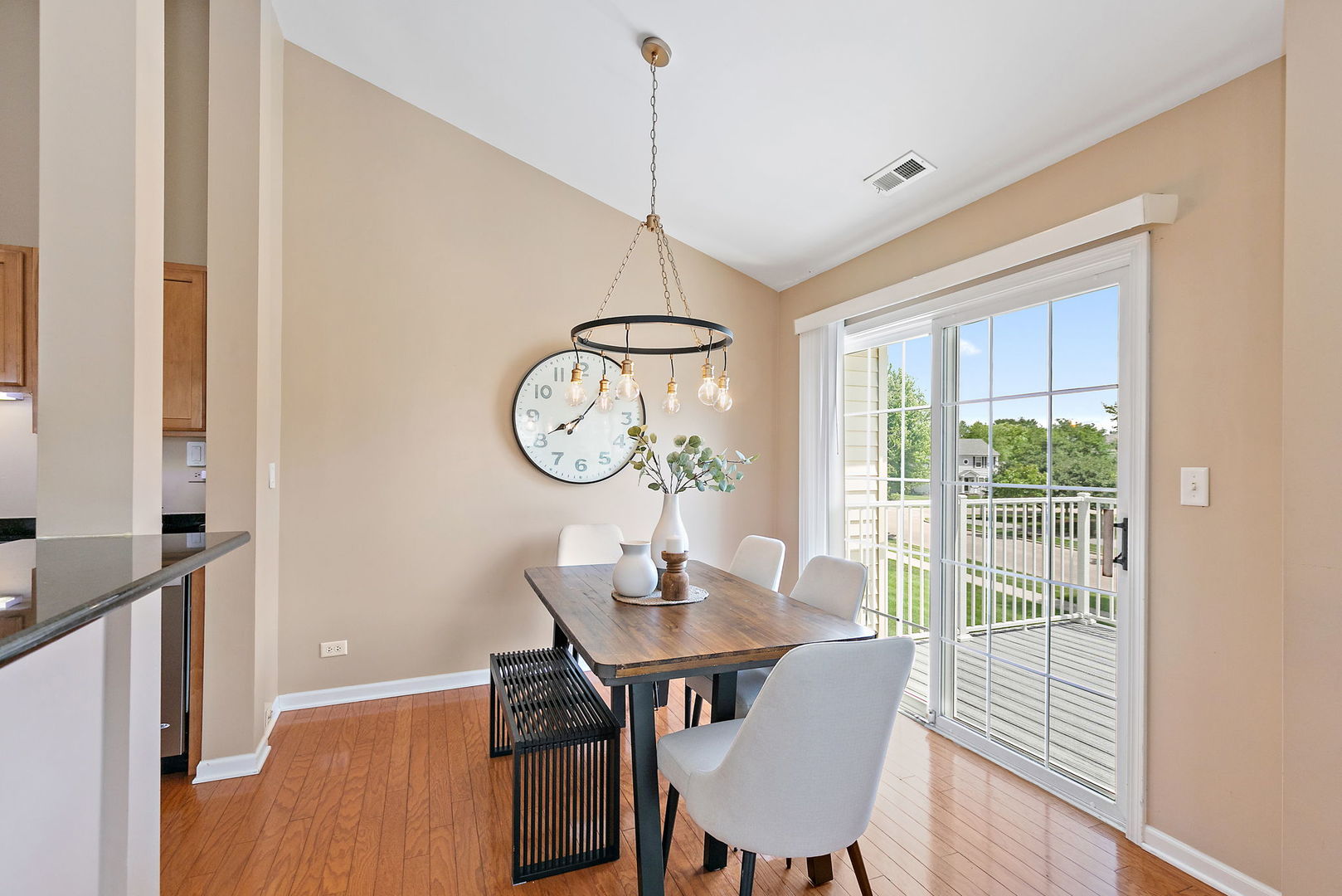 2330 Georgetown Circle Aurora, IL 60503 - Photo 8 of 30