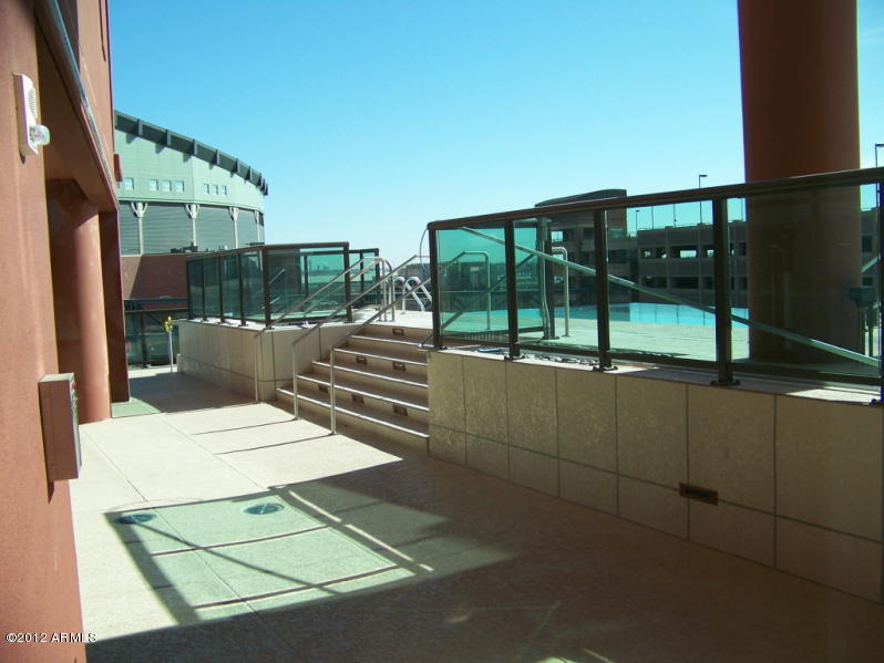 310 South 4th Street, Unit 1304 Phoenix, AZ 85004 - Photo 7 of 15 Roof Top Pool