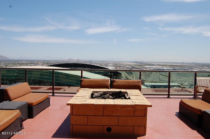 310 South 4th Street, Unit 1304 Phoenix, AZ 85004 - Photo 9 of 15 Outdoor Deck