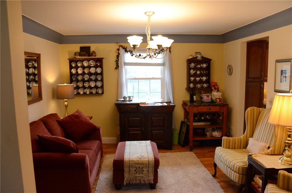 2060 Redcoach Road Allison Park, PA 15101 - Photo 5 of 25 Gallery Image 5