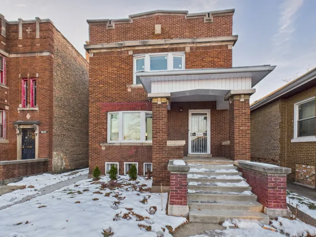 $249,900 | 8024 South Loomis Boulevard, Chicago, IL 60620