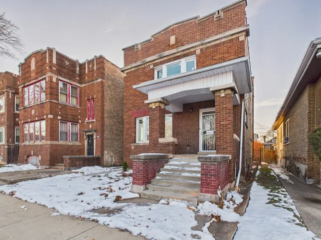 $249,900 | 8024 South Loomis Boulevard, Chicago, IL 60620