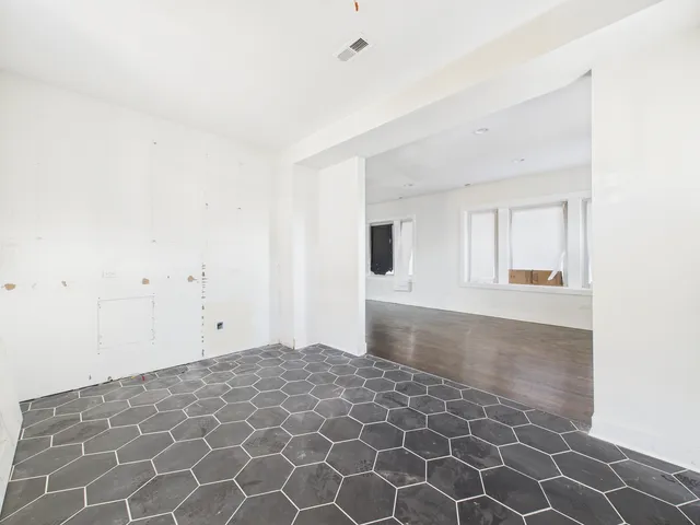 $249,900 | 8024 South Loomis Boulevard, Chicago, IL 60620