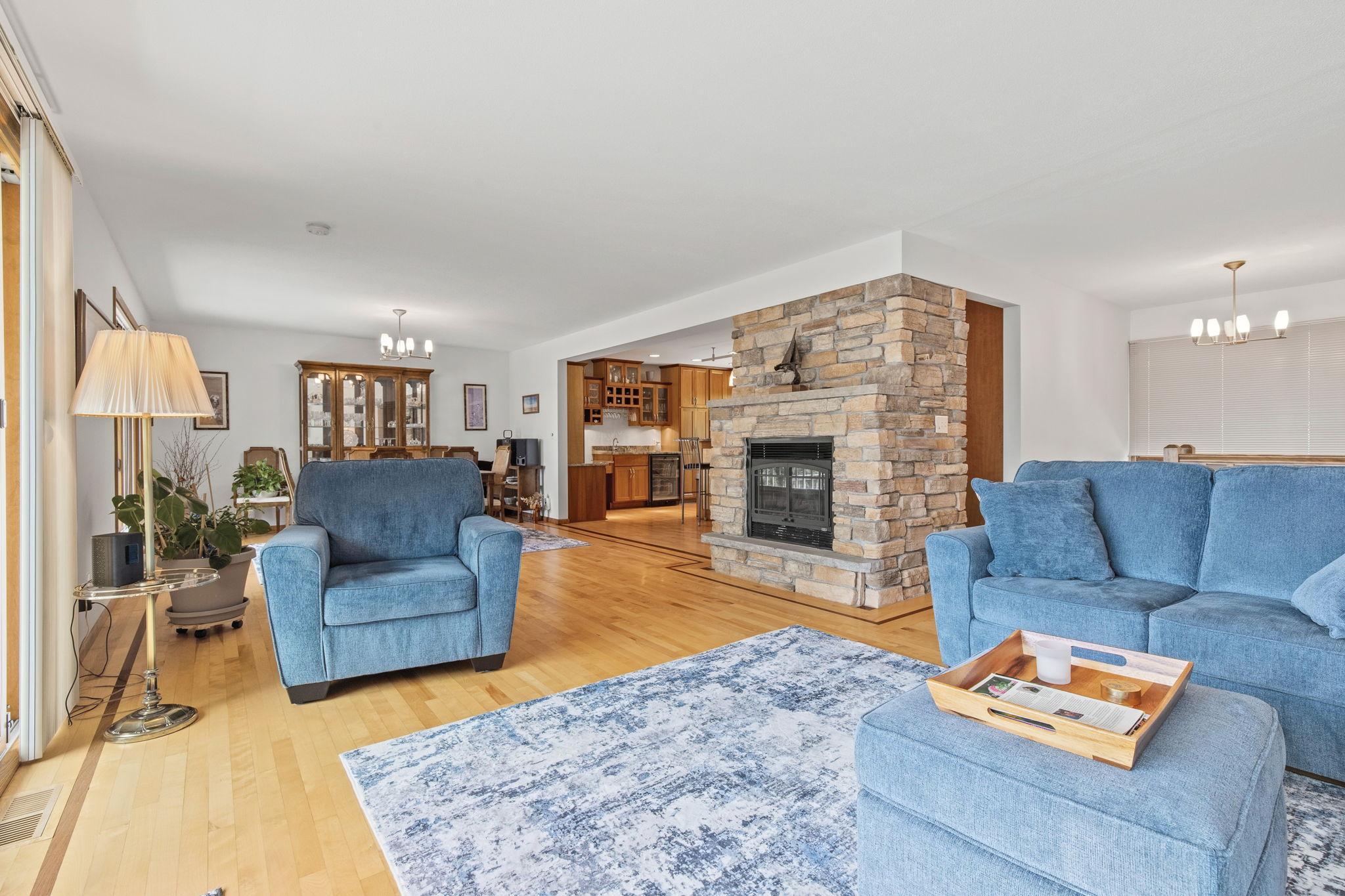 314 North Cove Road Hudson, WI 54016 - Photo 5 of 42