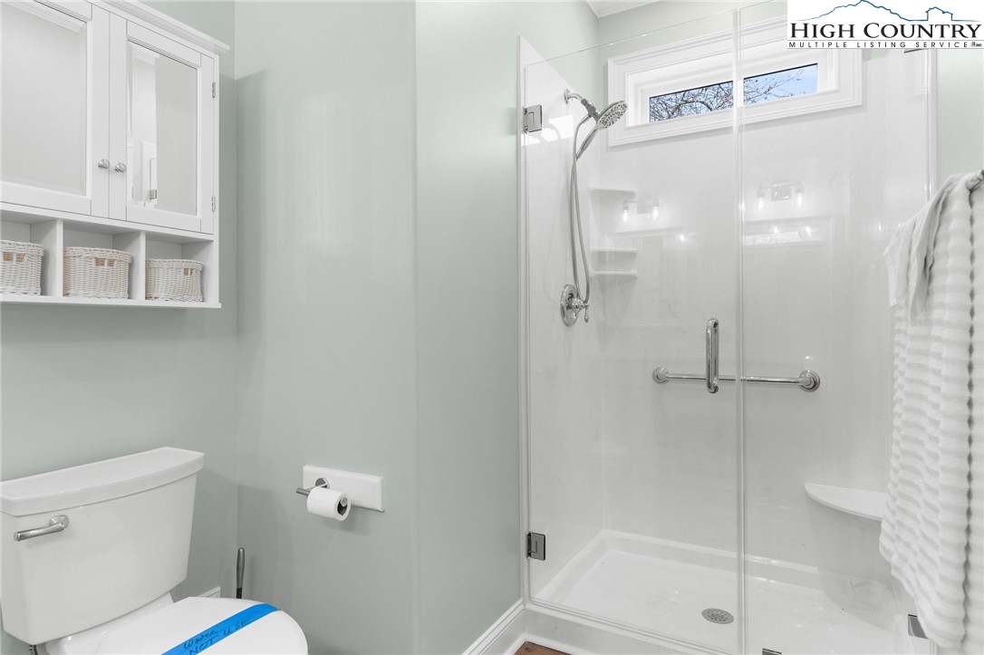 219 Grayson Street Sparta, NC 28675 - Photo 12 of 31