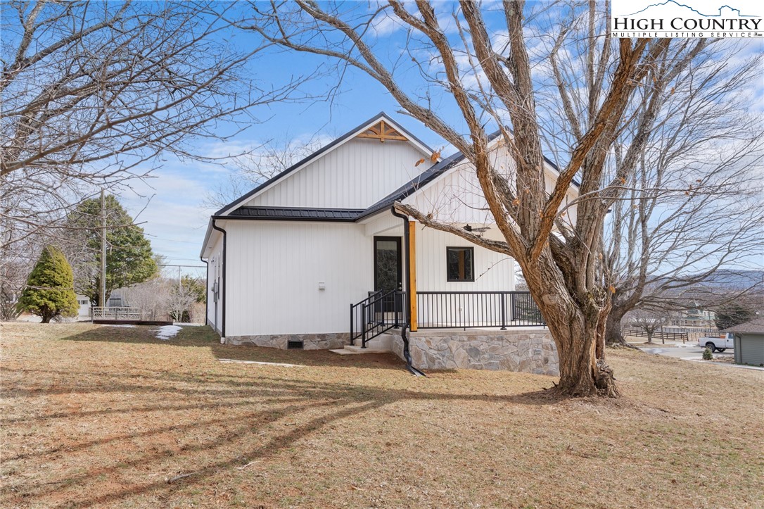 219 Grayson Street Sparta, NC 28675 - Photo 29 of 31