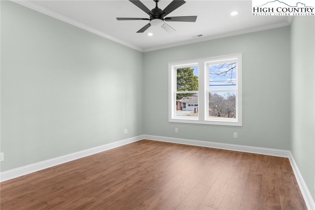 219 Grayson Street Sparta, NC 28675 - Photo 9 of 31