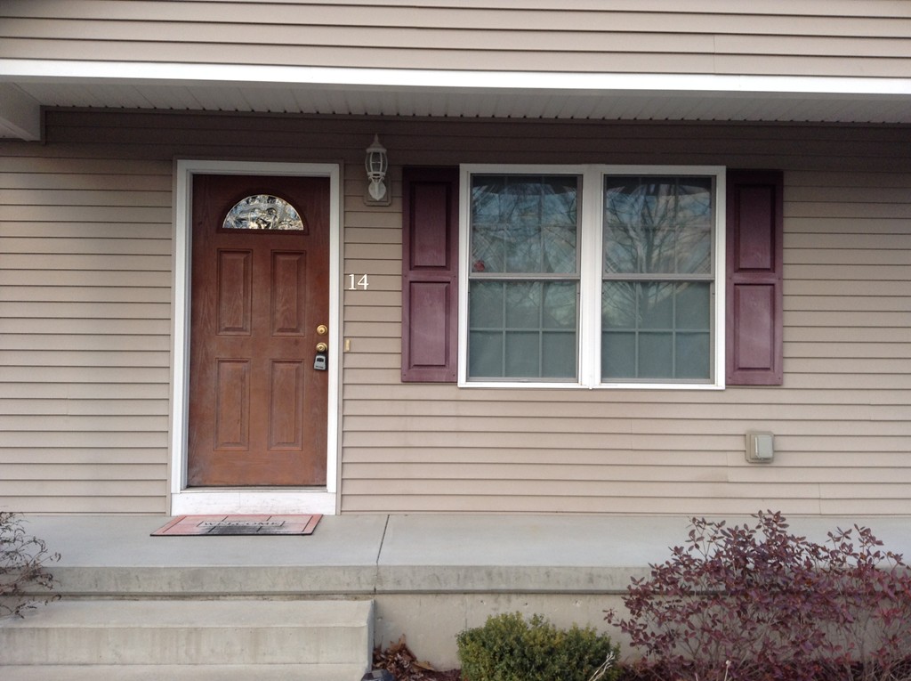 14 Mount Vernon Road Chicopee, MA 01013 - Photo 4 of 18 Gallery Image 4