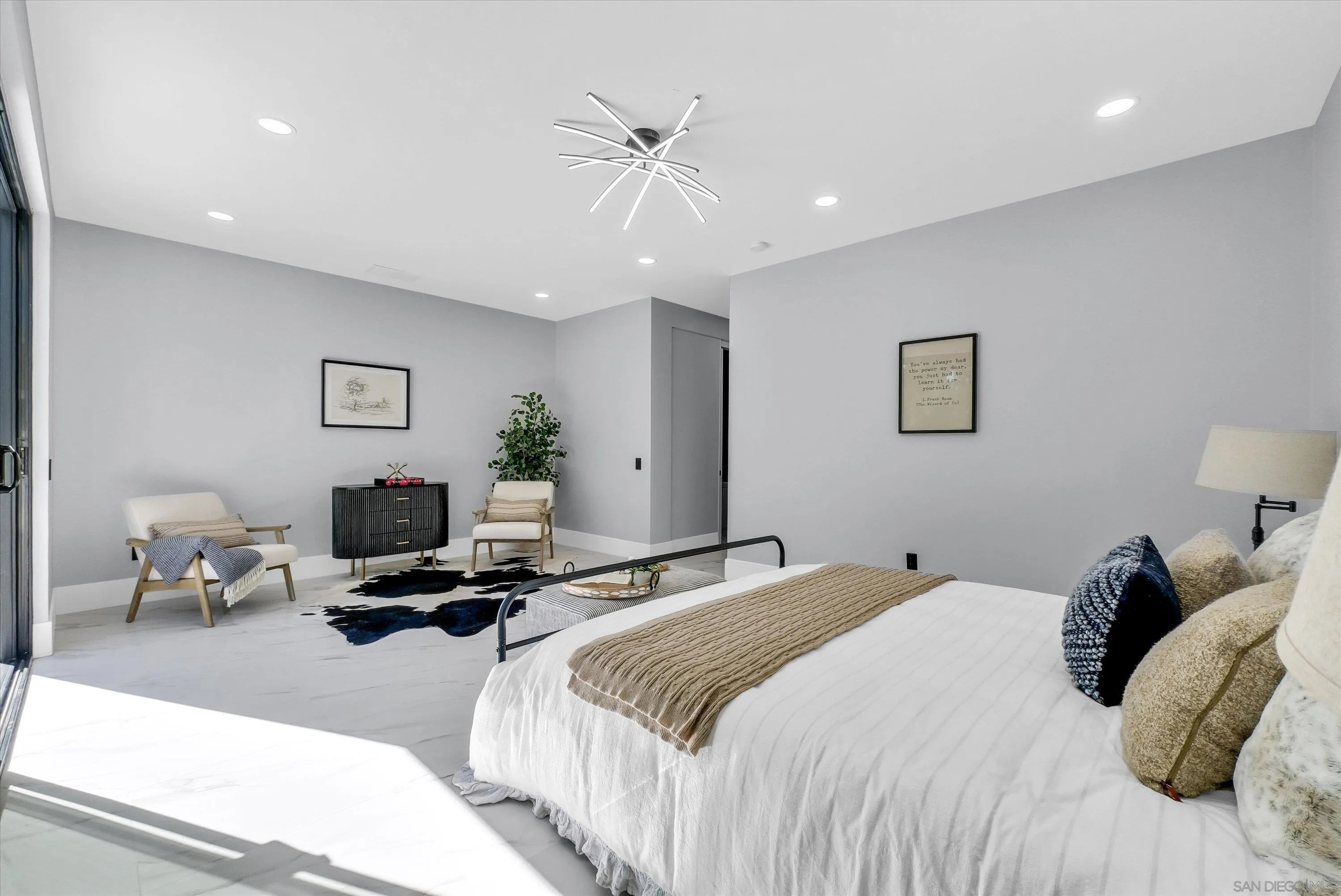 18802 Saginaw Drive Irvine, CA 92603 - Photo 8 of 37