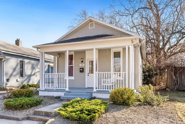 $159,900 | 735 West Market Street, Warsaw, IN 46580