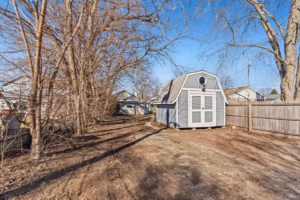 $159,900 | 735 West Market Street, Warsaw, IN 46580