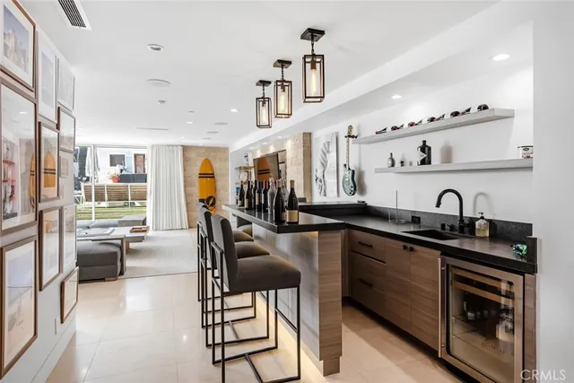 a kitchen with granite countertop lots of counter top space
