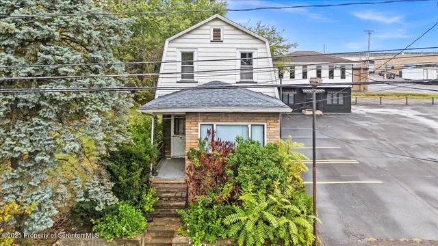 $144,000 | 456 Blackman Street, Wilkes Barre, PA 18702