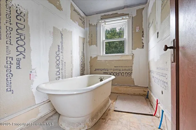 $144,000 | 456 Blackman Street, Wilkes Barre, PA 18702