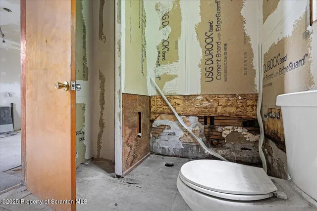 $144,000 | 456 Blackman Street, Wilkes Barre, PA 18702