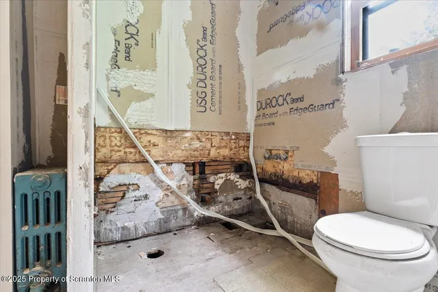 $144,000 | 456 Blackman Street, Wilkes Barre, PA 18702